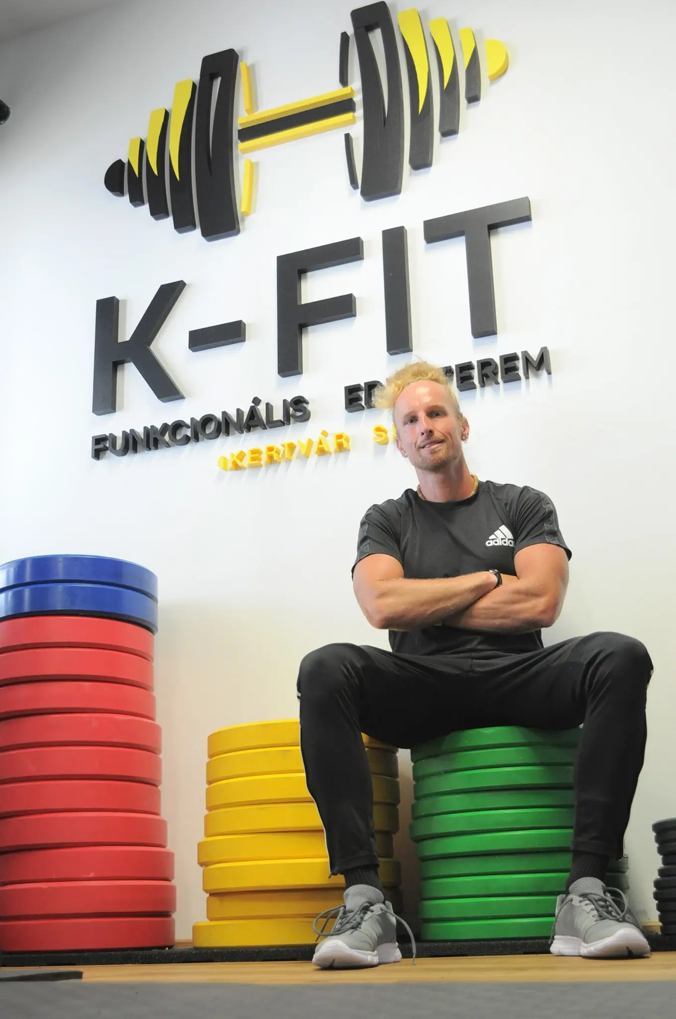 Ákos, a K-FIT edzője